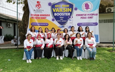 Perempuan Berkebaya Sumut Gelar Vaksinasi Booster