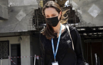 Angelina Jolie Tiba di Yaman untuk Galang Bantuan