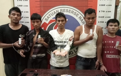 Satres Narkoba Polres Palas Gerebek Padang Matinggi, 5 Orang Diamankan