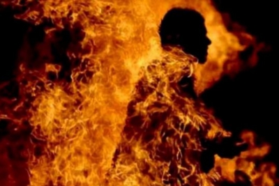 Diduga Berbohong, Seorang Tauke Sawit Membakar Anggotanya