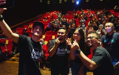 Telkomsel Meet & Greet Nobar Film Baby Blues Bersama Warga Medan