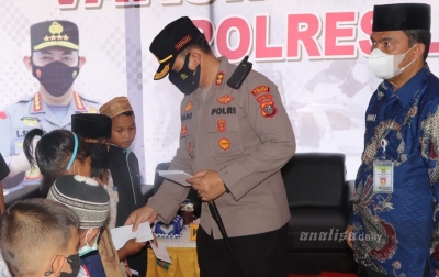 Danu Beri Santunan Kepada Anak Yatim dan Kaum Duafa