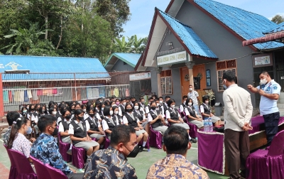 Siswa SMA Negeri 1 Sipahutar Berkunjung ke Rutan Tarutung