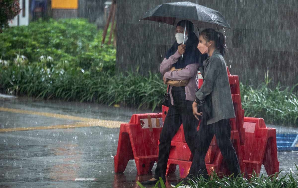 Kota Medan Diprediksi Diguyur Hujan dan Disertai Petir