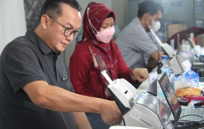 Layanan Eazy Passport dan Penyebaran Informasi Keimigrasian di Citraland Gamma City