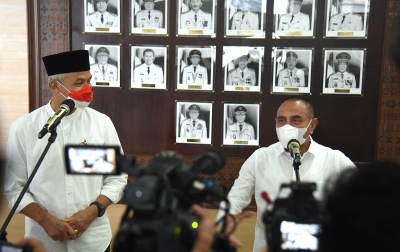Berkunjung ke Medan, Ganjar Pranowo Silaturahmi dengan Edy Rahmayadi