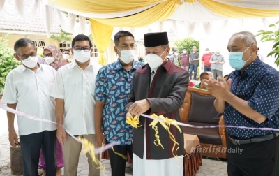 Waris Resmikan Gedung Baru RSUD Tengku Mansyur Tangjungbalai