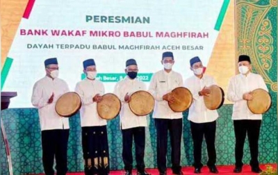 OJK Resmikan Bank Wakaf Mikro Pertama di Aceh
