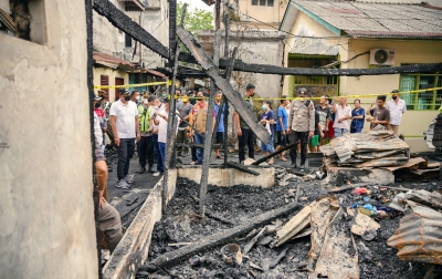 Bobby Nasution Pastikan Kebutuhan Lebaran Korban Kebakaran Terpenuhi