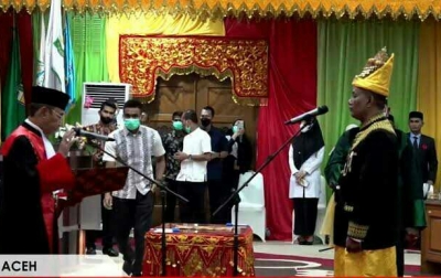 Saiful Bahri Dilantik Sebagai Ketua DPR Aceh