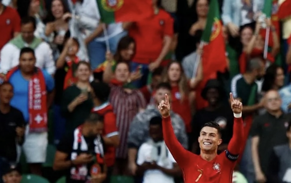 Ronaldo Cetak 2 Gol Bantu Portugal Menang 4-0 atas Swiss