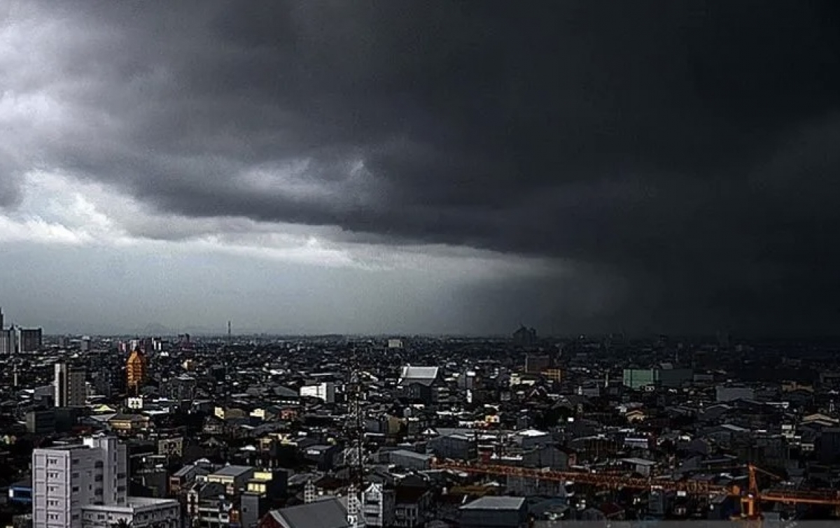 BMKG: Hujan Diprakirakan Landa Mayoritas Kota di Indonesia