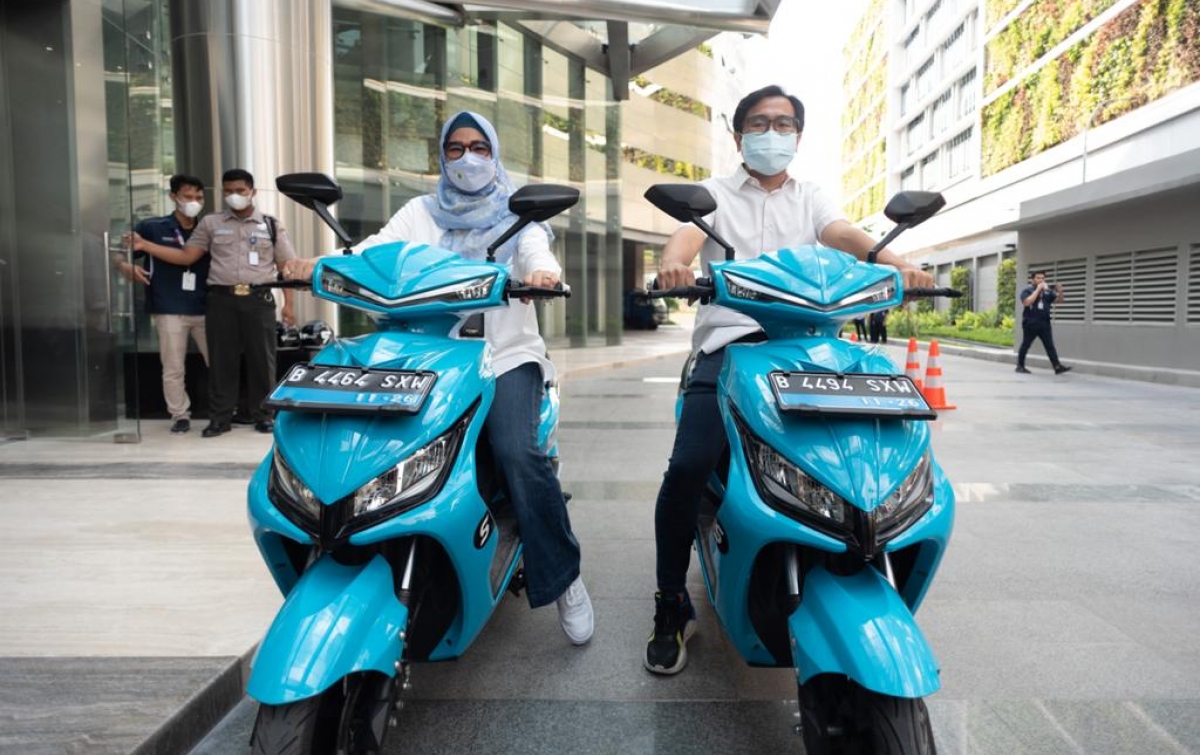 BRI Finance Gandeng Smoot Motor Indonesia Perluas Pasar Kendaraan Listrik