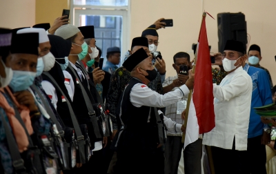 Gubernur Sumut Edy Rahmayadi Lepas Keberangkatan Kloter I Embarkasi Medan