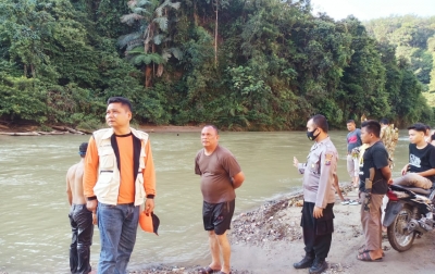 Niat Berwisata Malah Jadi Petaka, 5 Santri Terseret Arus Sungai Simonis Labura