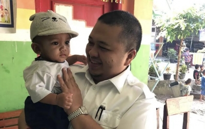 Peringati HUT Almarhum Ayah, Dolly Pasaribu Sambangi Panti Asuhan