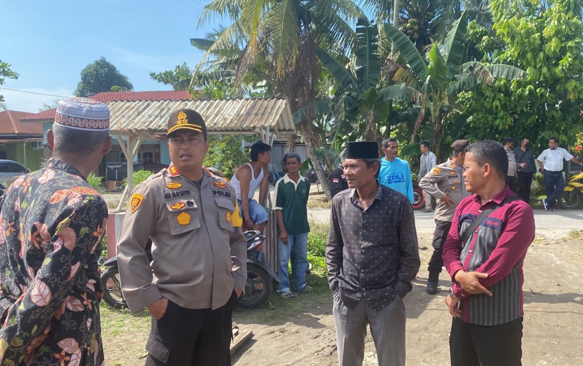 Kapolres Sergai Tinjau Lokasi Bencana Alam Puting Beliung di Sei Bamban