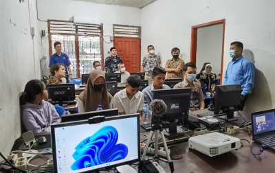Akuberbagi.com dan Bank Mestika Tingkatkan Keterampilan Digital Generasi Muda Medan