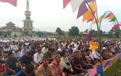 Ribuan Umat Muslim Salat Idul Adha di Lapangan Reformasi