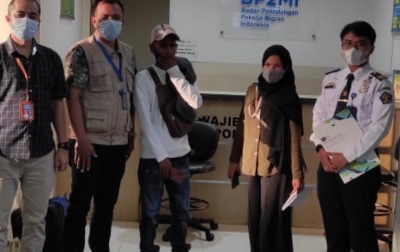 Petugas Gagalkan 2 Pekerja Nonprosedural ke Malaysia