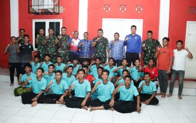 Luqman Arief Motivasi Atlet Liga Santri