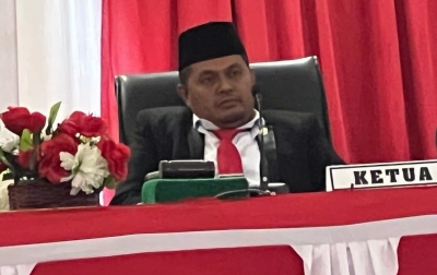 Beri Kesempatan Pada Zarnawai Selesaikan Program yang Tertunda