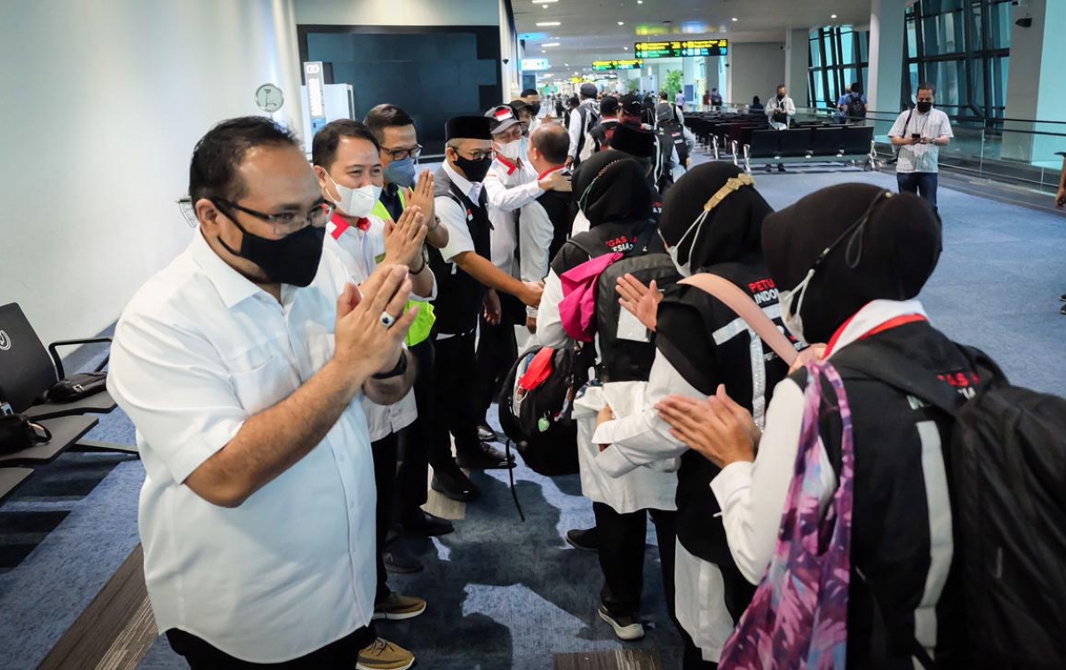 Sambut Petugas, Menag Sampaikan Apresiasi atas Dedikasi Melayani Jemaah Haji