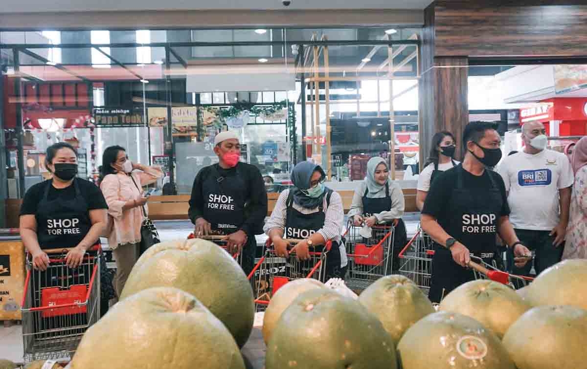 Gelar ‘Shop For Free’, BRImo Traktir 900 Nasabah Loyal se-Indonesia