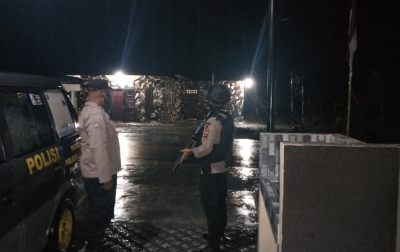 Berikan Rasa Aman, Polsek Salapian dan Brimob Patroli Wilayah