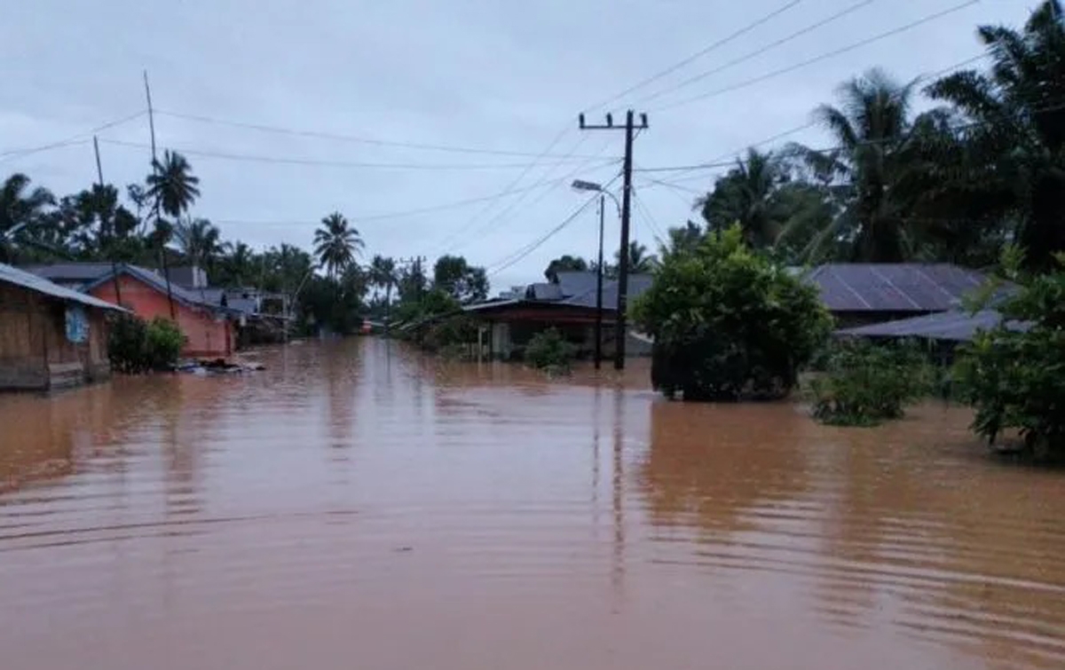 Banjir Landa Desa Sampuran, Ratusan Rumah Terendam