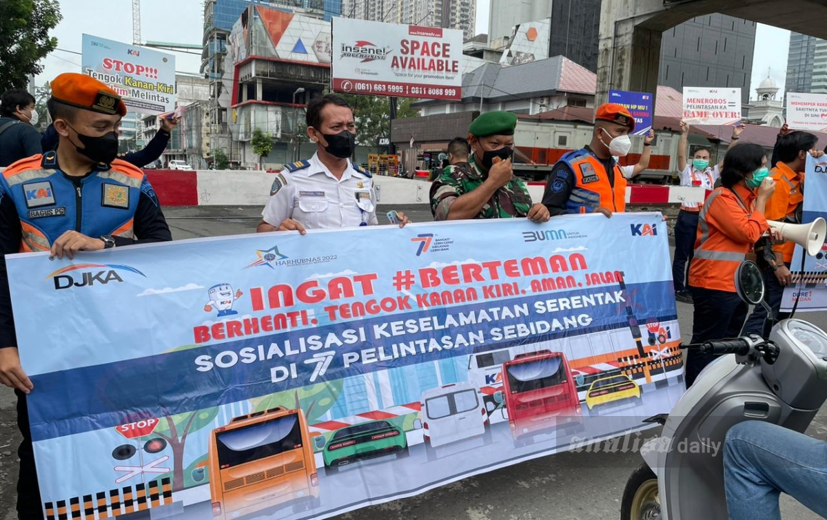 PT KAI Divre I SU Sosialisasi Keselamatan Serentak di 77 Pelintasan Sebidang