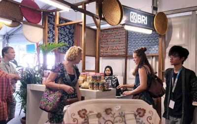 Perkenalkan Kuliner Indonesia, BRI Bawa Ikan Asap Iwaku di Pasar Tong Tong Belanda