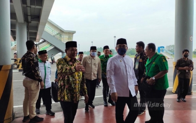 Ketum PBNU Tiba di Bandara Kualanamu, Bakal Hadiri Sejumlah Agenda Besar
