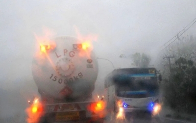 Hari Ini, Hujan Lebat dan Angin Kencang Terjadi di Sumatera Utara