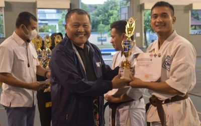 Karate Kala Hitam Karo Juara Full Contact di Malang dan Bandung