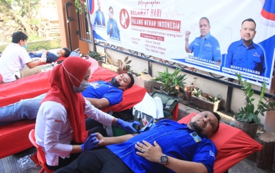 PAC Demokrat Medan Deli Gelar Donor Darah di Mabar
