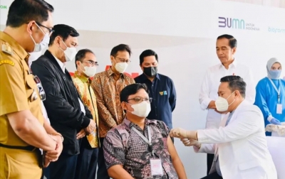 Vaksin Covid-19 IndoVac Disuntikan Perdana di Bandung