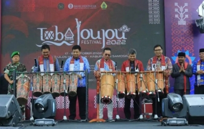 Toba Joujou Festival 2022 Berlangsung di Kampung Ulos Hutaraja