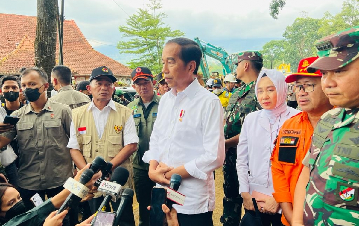 Jokowi Sampaikan Duka Cita atas Gempa Cianjur, Instruksikan Penanganan Korban