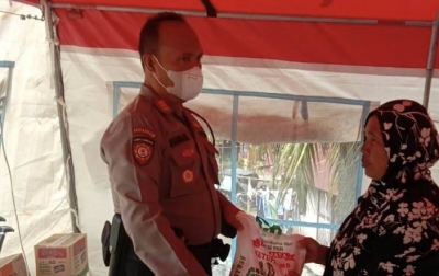 Polres Sergai Berikan Bantuan Kepada Korban Bencana Banjir