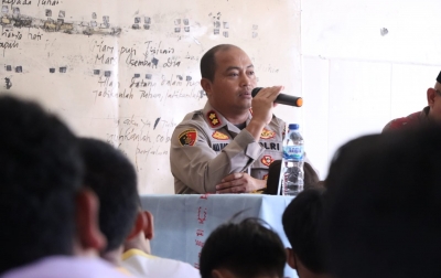Kapolres Sergai Motivasi Siswa SMA Perguruan RA Kartini Sei Rampah