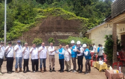 Sinergi BUMN, PLN-PTPN III Hadirkan Listrik di Desa Muara UPU Tapsel