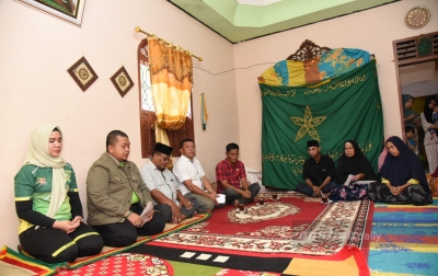 Dolly Pasaribu Kunjungi Rumah Korban Bencana Longsor