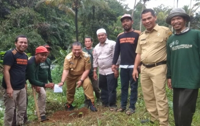 Kader Konservasi Alam Diskusi dengan Bupati Dolly Pasaribu, Bertekad Lestarikan Hutan