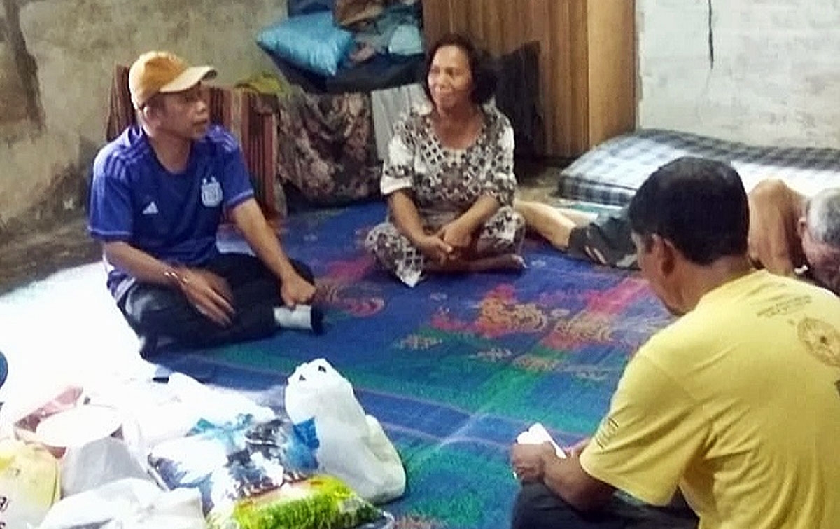 Dinas Sosial Kota Medan Bantu Lansia yang Lumpuh