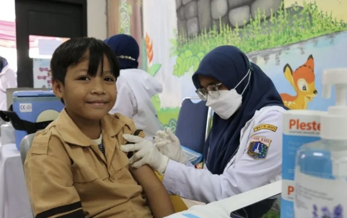 BPOM Terbitkan Izin Guna Vaksin Comirnaty untuk Anak di Bawah 12 Tahun
