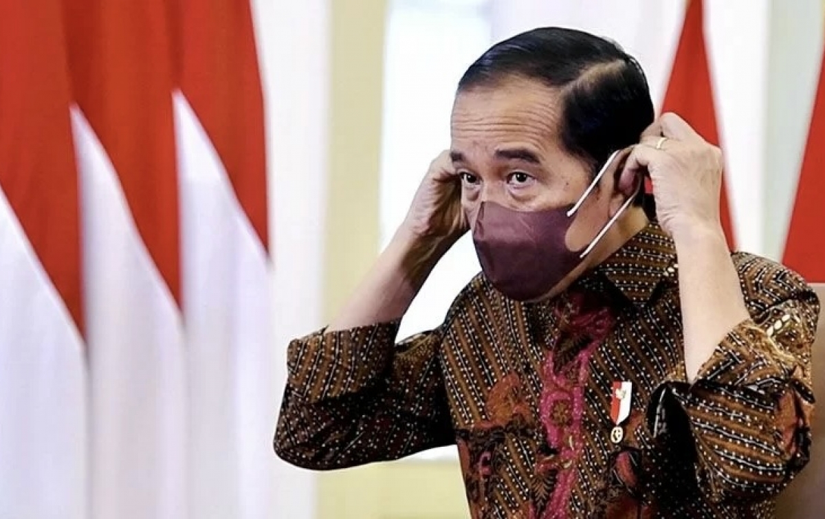Jokowi Cabut Kebijakan PPKM