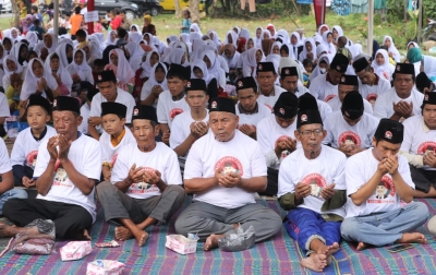 Usbat Ganjar Doa untuk Indonesia dan Suarakan Program Insentif Bagi Guru Agama