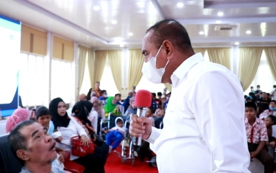 Air Mata Edy Rahmayadi Menetes Saat Kumpul Bersama Disabilitas