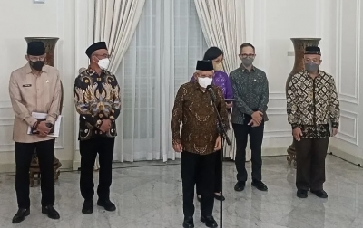 Masyarakat Diminta Jaga Prokes Saat Natal dan Tahun Baru